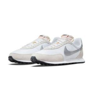 Nike Waffle Trainer II Running Shoes Sneaker Metallic Silver DA8291-101 W Sz 7.5